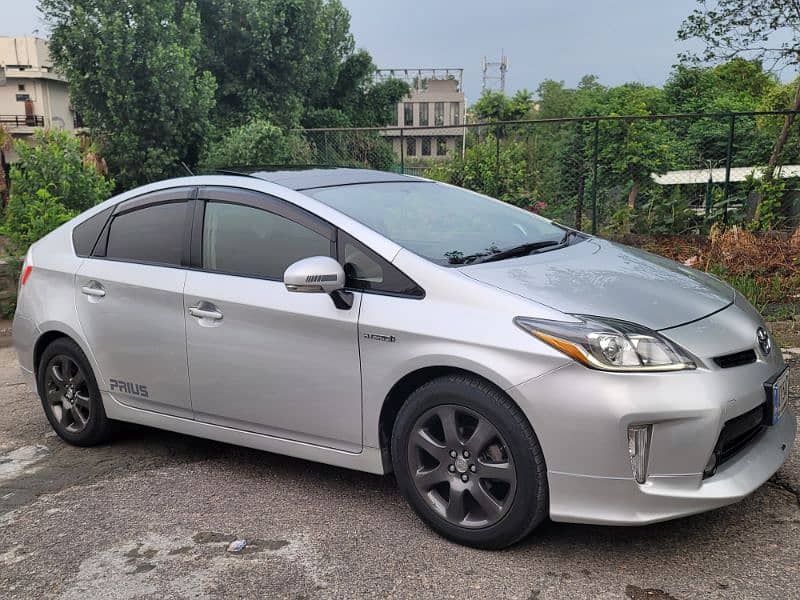 Toyota Prius Solar sunroof 2