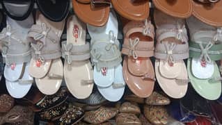Fancy and simple chappals available<3