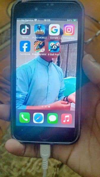 iphone 7 good condition 10by10 by pass 4