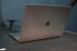 Macbook Pro 2019 16" Core i9 | 16GB RAM | 1TB SSD With Charger