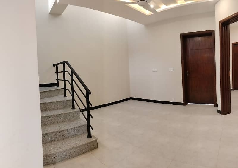 5 MARLA BRAND NEW HOUSE FOR SALE in FAISAL TOWN BLOCK C 10