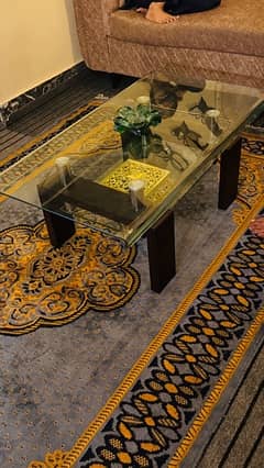 center table  and carpet for sell