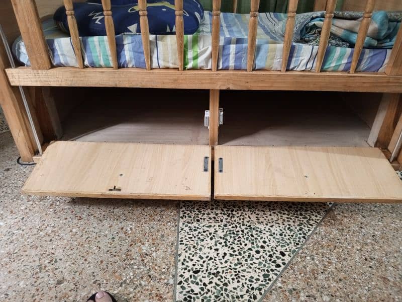 Baby wooden cot/crib,walker and bassinet for sale 2