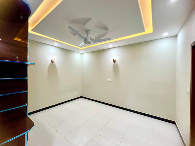 8 MARLA HOUSE FOR SALE IN A BLOCK FAISAL TOWN 6