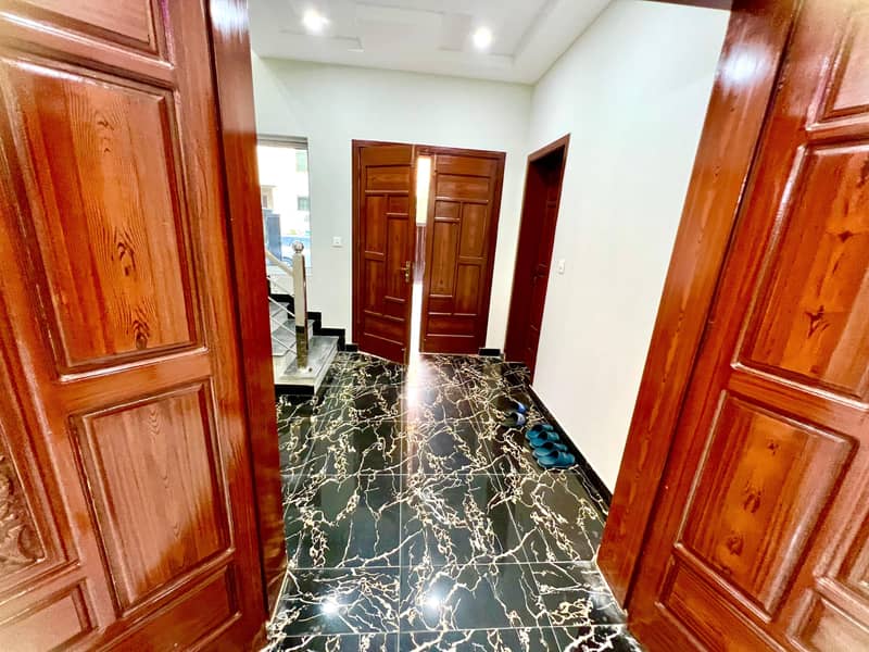 8 MARLA HOUSE FOR SALE IN A BLOCK FAISAL TOWN 9