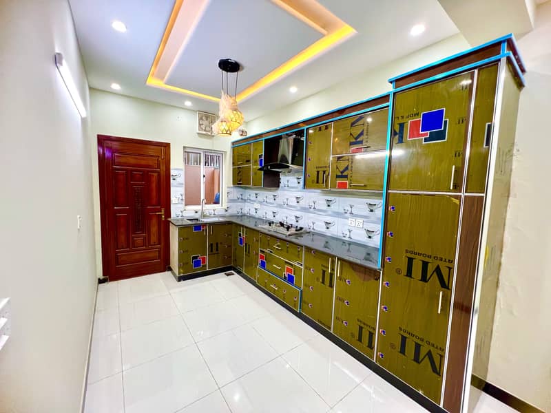 8 MARLA HOUSE FOR SALE IN A BLOCK FAISAL TOWN 10