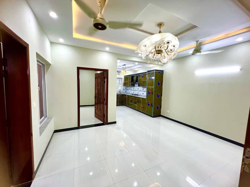 8 MARLA HOUSE FOR SALE IN A BLOCK FAISAL TOWN 11