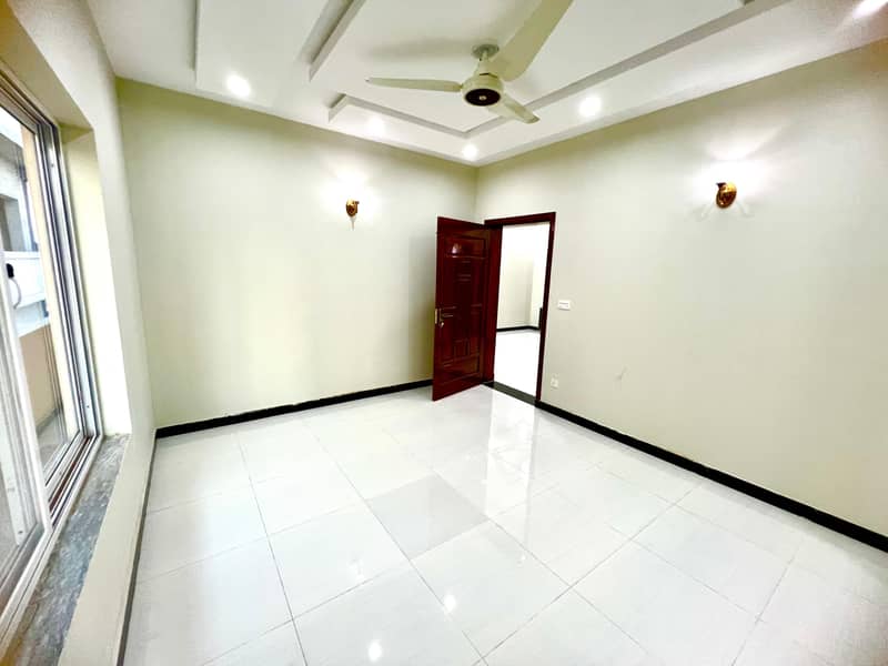 8 MARLA HOUSE FOR SALE IN A BLOCK FAISAL TOWN 13