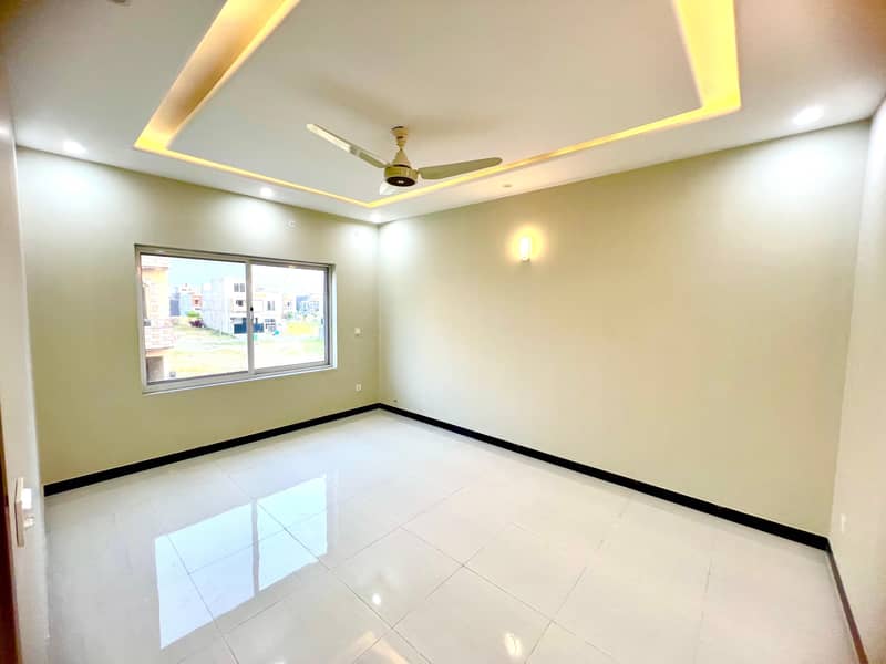8 MARLA HOUSE FOR SALE IN A BLOCK FAISAL TOWN 26