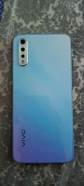 vivo s1 4 128 0