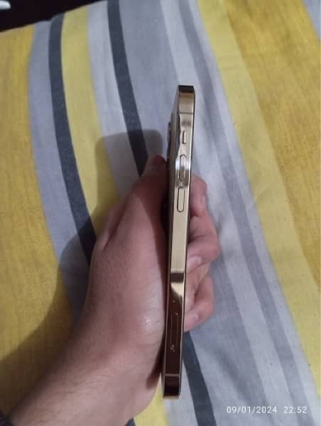 iphone 12 pro factory unlock 128gb waterpack 2