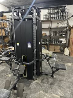 Lat machine / Leg Press machine / Power Rack / Rowing machine