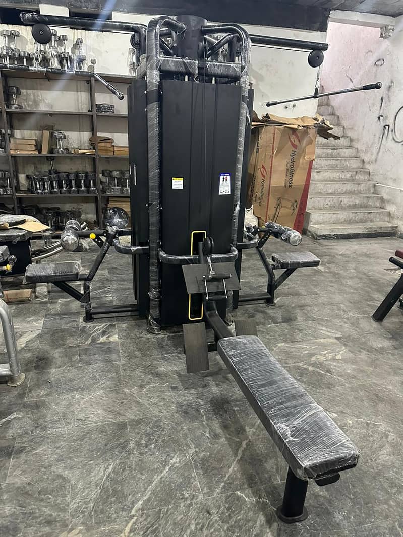 Lat machine / Leg Press machine / Power Rack / Rowing machine 2