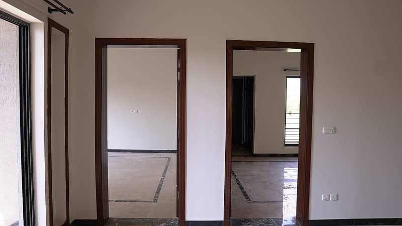 Gulberg Greens 4 Kanal Farmhouse For Rent 26