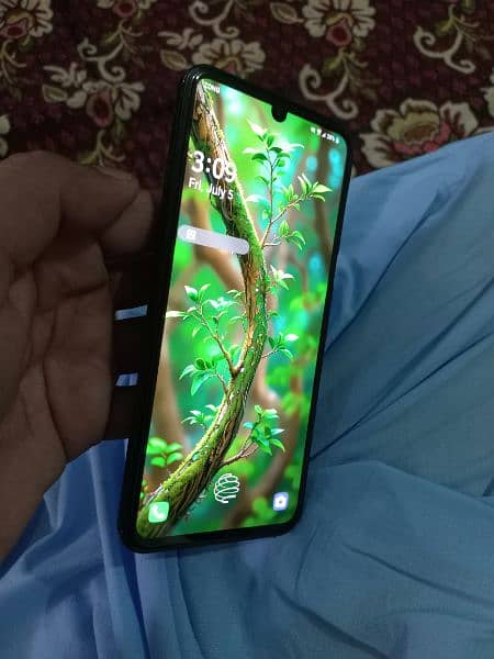 LG v60 ThinQ 5G 7