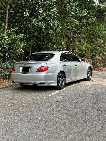 Toyota Mark X 2005 3