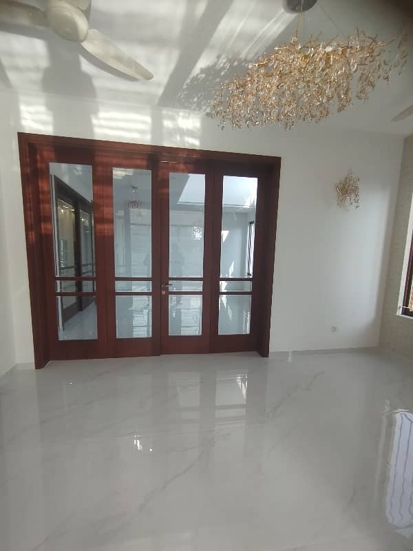 2 Kanal Beautiful House For Rent With 2 Hall Basement 4