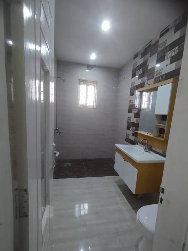 1 Kanal Beautiful House For Rent Near All Facilities 6