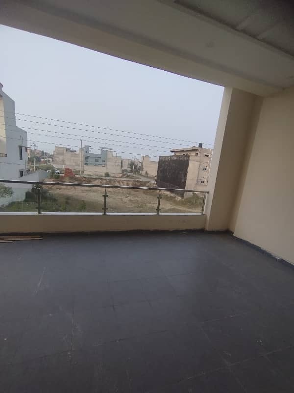 1 Kanal Beautiful House For Rent Near All Facilities 26