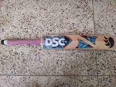 DSC Season Bat