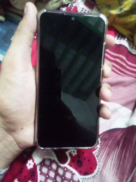 Vivo y91 for sale 
2 GB 32 GB 
With charger 
Condition 10 by 10
All ok 2