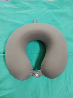 Neck Pillow / Travel neck pillow, Brand New (Grey)