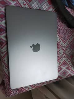 MAcbook Air M2 2022, 8GB, 512GB Open Box Not Used, 13 inch