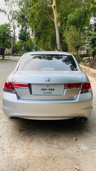 Honda Accord 2012 1