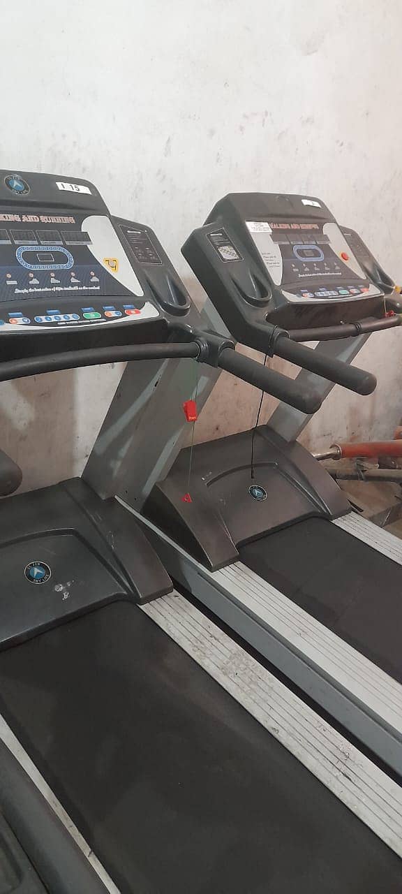 Commercial Treadmill | Exercise Running Fitness Machine 1