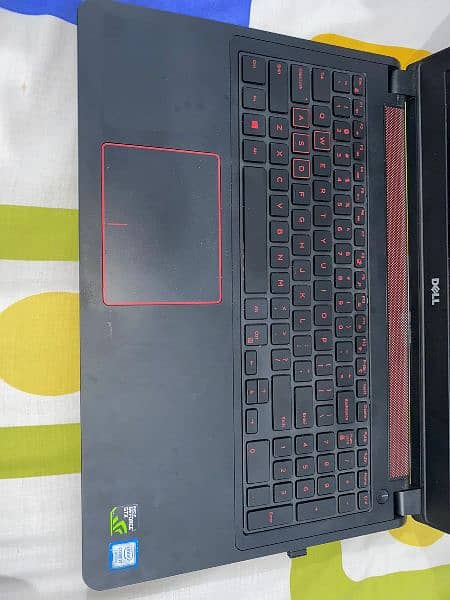 Dell Inspiron 5577 i7 0