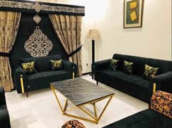 6 Seat's Sofa Set Black Golden Beautiful With Table