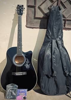Yamaha F800XC Acoustic Guitar with Bag And Capo