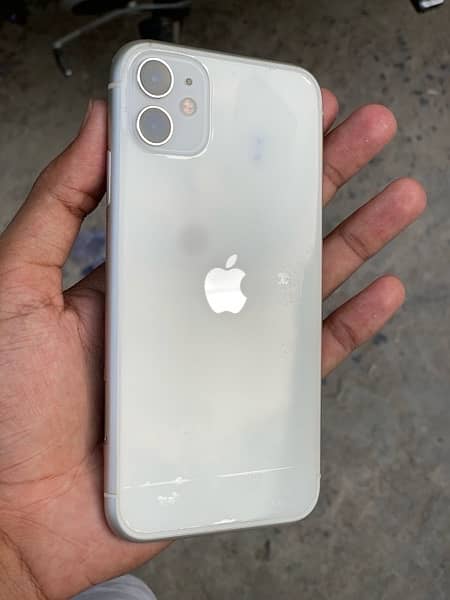 IPHONE 11(PTA) 0