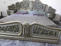 beautiful bedset with two side tables dressing table with LCD rank