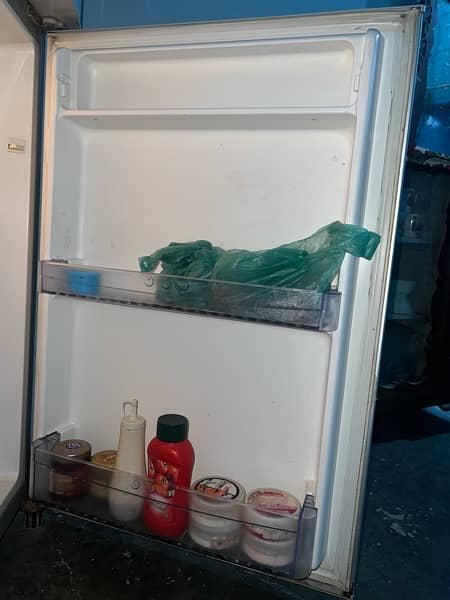 fridge in new condation 3
