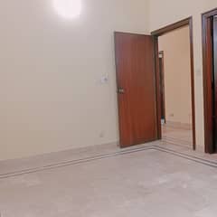Good Look 10 Marla Upper Portion For Rent in DHA Phase 4 Block EE