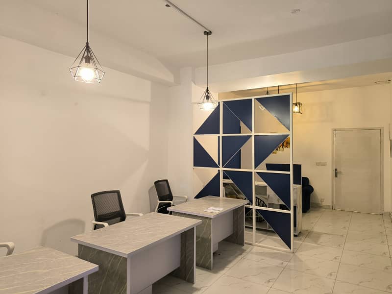 Fully Furnished Office On 1st Floor AL Hafeez Executive With Massive Price Decrease For Few Months 9