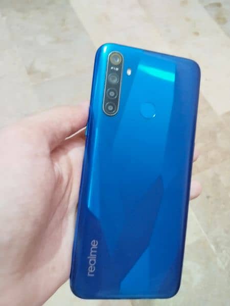 realme 5 4/128 with Box pta approved 1