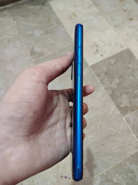 realme 5 4/128 with Box pta approved 5