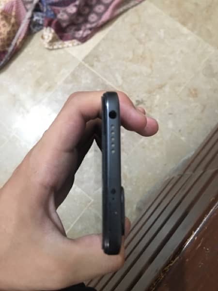 Redmi Note 11 6/128 in mint condition . 4