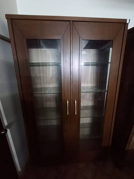 Stylish bedroom set available for sale. 7