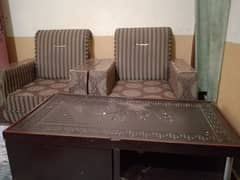 5 seater sofa set and table