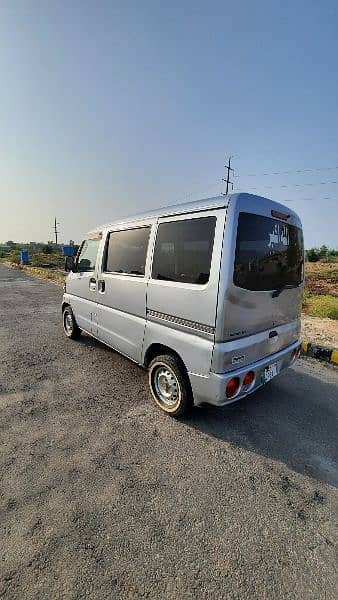 Mitsubishi Minicab Bravo 2016 13