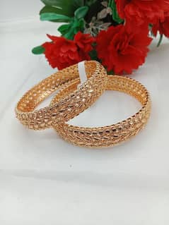 New stylish Gold plated 2pc kary
Very limited pieces