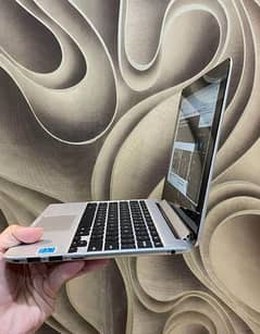 Asus Touch metal body chromebook 360 rotateable 4gb 16gb