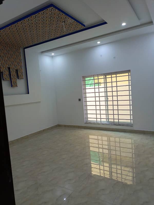 1 kanal brand new luxury Spanish lower portion available for rent near ucp University or University of lahore or shaukat khanum hospital or abdul sattar eidi road M2 10