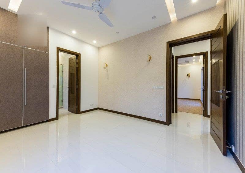 Brand new 1 Kanal Upper Portion Available for Rent in DHA Phase 8 Ex Air Avenue 13