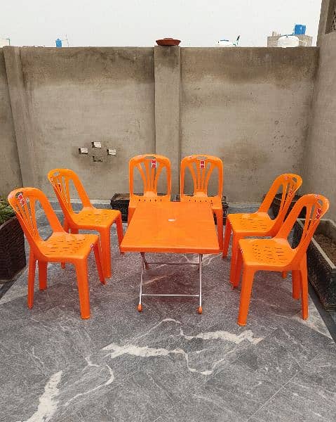 Fello Plastic Chairs and Table set 2