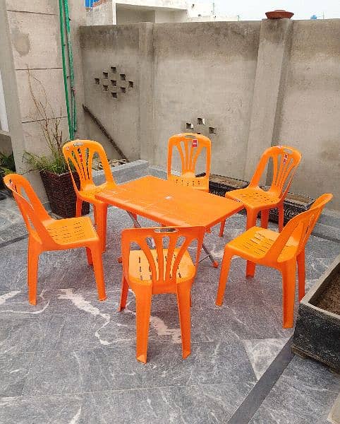 Fello Plastic Chairs and Table set 4