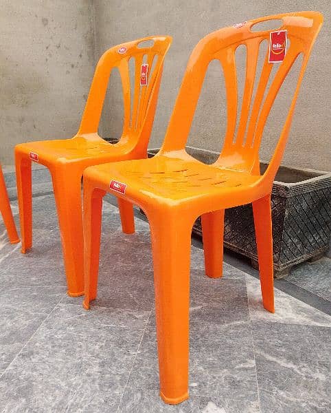 Fello Plastic Chairs and Table set 8